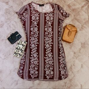 Short sleeve patterned dress